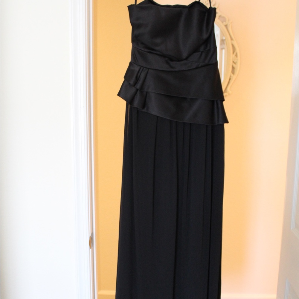 ❗️FLASH SALE❗️BCBG-MaxandCleo Strapless Gown